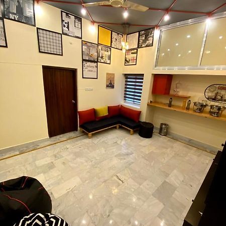 Backpackers Den Hostel ลัคเนา ภายนอก รูปภาพ