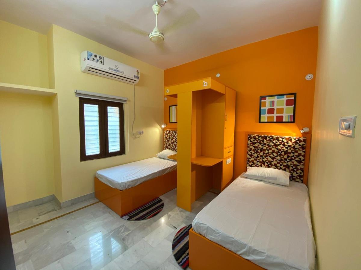 Backpackers Den Hostel ลัคเนา ภายนอก รูปภาพ